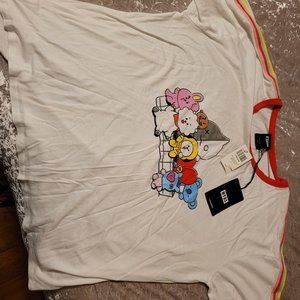 BT21 Hot Topic shirt